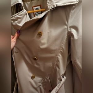 Timberland XS tan trenchcoat